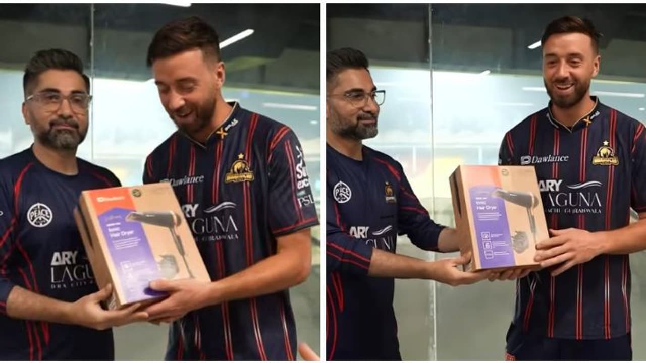 James Vince received award James Vince received award