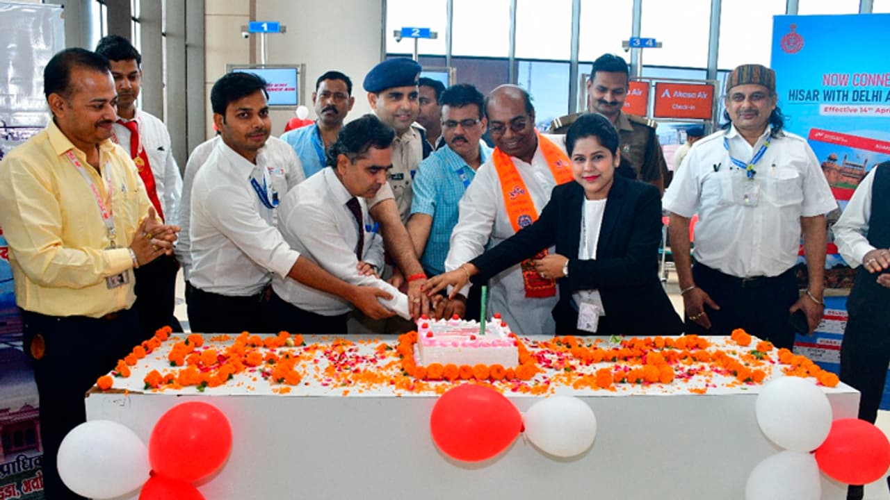 Ayodhya Hisar air route launched PM Modi flags off first flight Ayodhya Hisar air route launched PM Modi flags off first flight