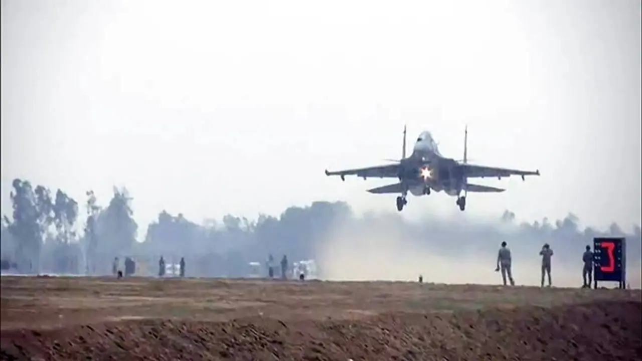 IAF landing exercises on Ganga Expressway