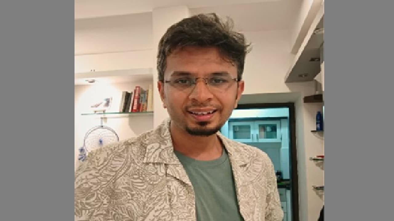 Arpit Bhayani Arpit Bhayani