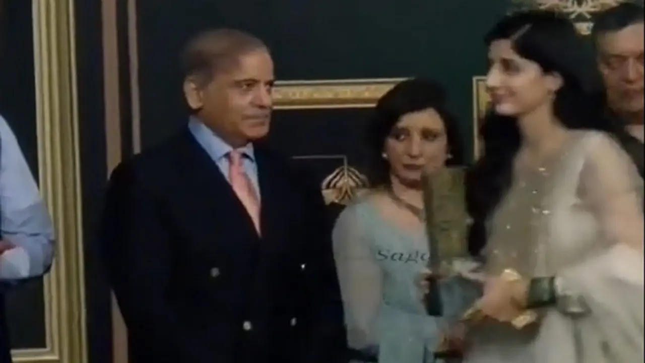 Shehbaz Sharif Staring At Actor Mawra Hocane Shehbaz Sharif Staring At Actor Mawra Hocane