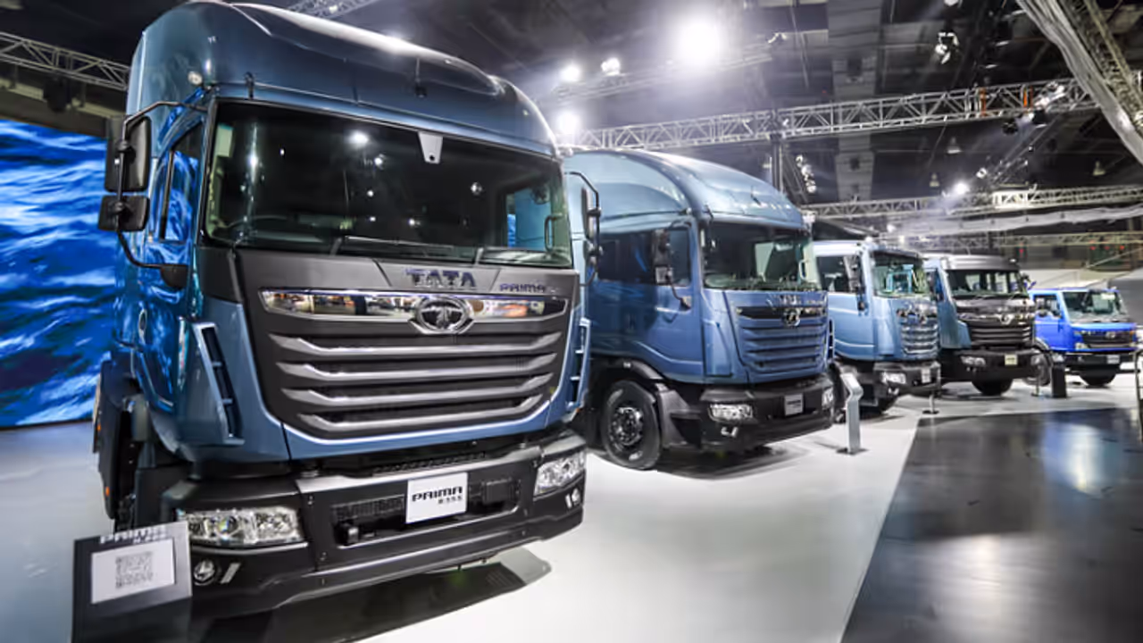 Tata Motors, Tata Motors Sales, Tata Motors CV Sales, Tata Motors Q2 Result Tata Motors, Tata Motors Sales, Tata Motors CV Sales, Tata Motors Q2 Result