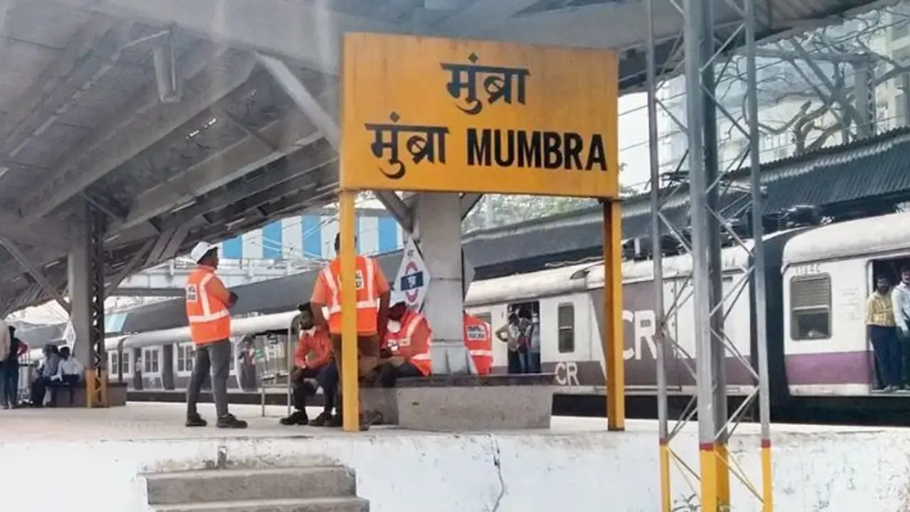 mumbai Local train accident mumbai Local train accident