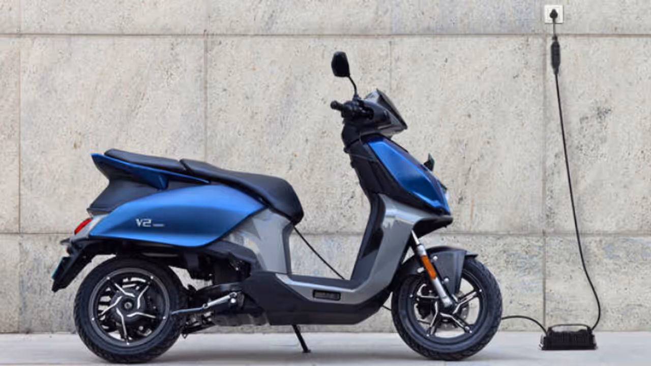Hero’s Vida VX2 electric scooter set to debut on July 1
