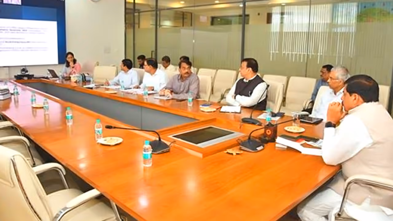 Chhindwara Cough Syrup Case CM Mohan Yadav strict action coldrif ban