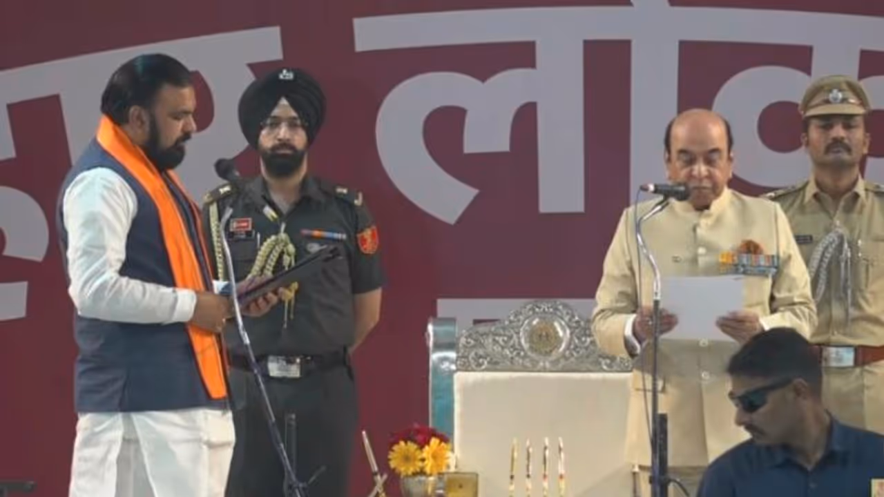 BJP's Samrat Choudhary takes oath as new Bihar CM BJP's Samrat Choudhary takes oath as new Bihar CM