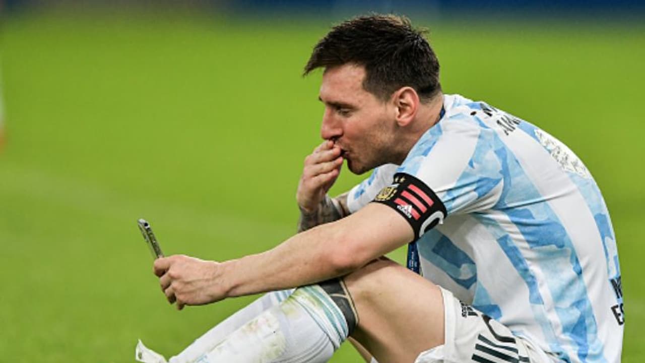 After win Copa America, Messi shared the joy with his family by video call, pictures goes viral spb After win Copa America, Messi shared the joy with his family by video call, pictures goes viral spb