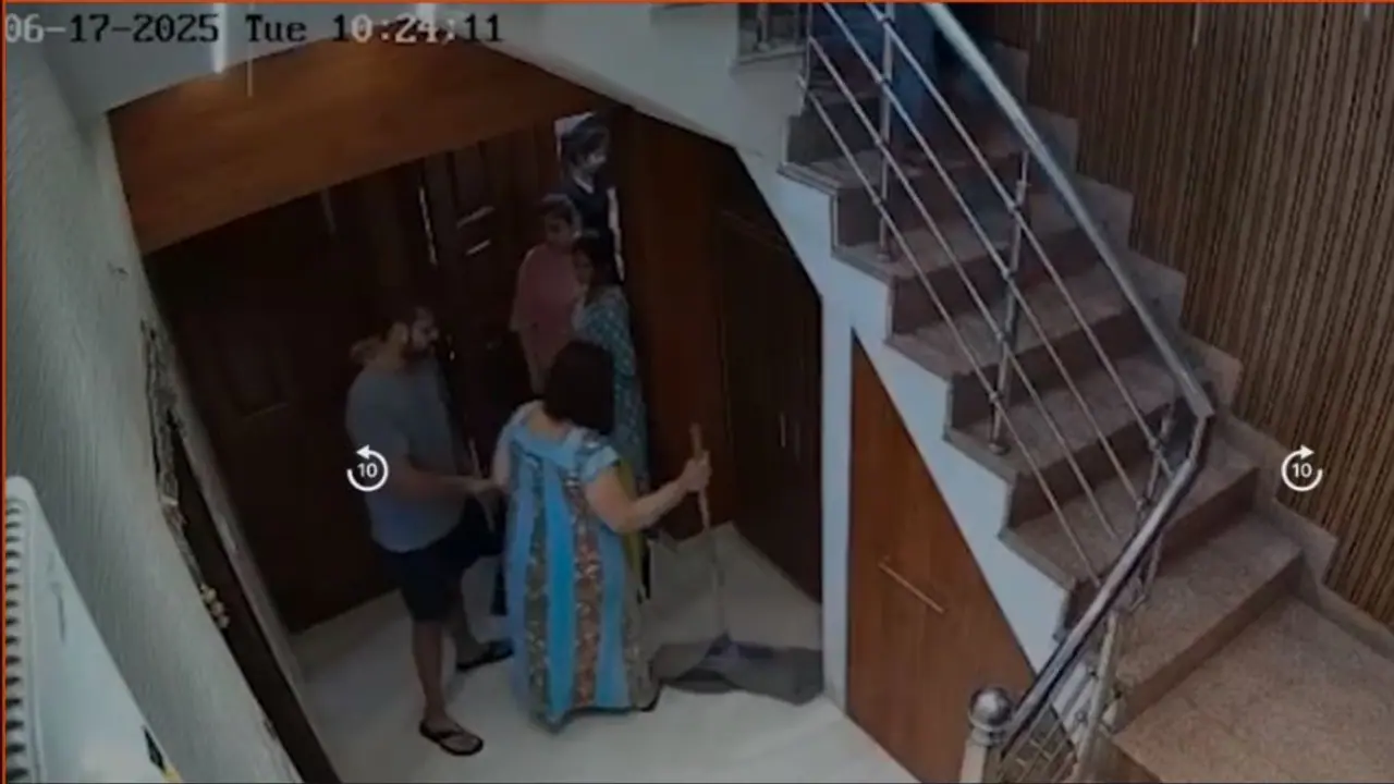 Faridabad Woman Accused of Assaulting Domestic Help Faridabad Woman Accused of Assaulting Domestic Help