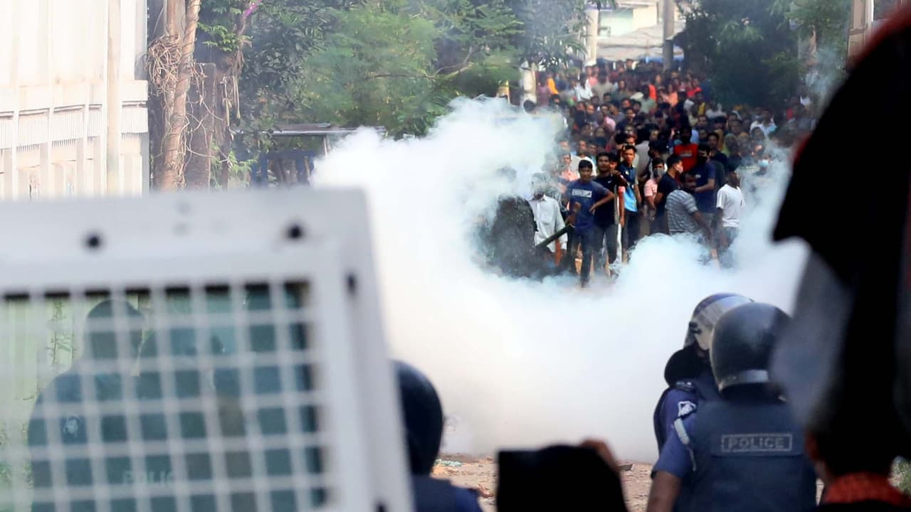 Protests by garment workers demand fair prices in Bangladesh 4 killed bsm
