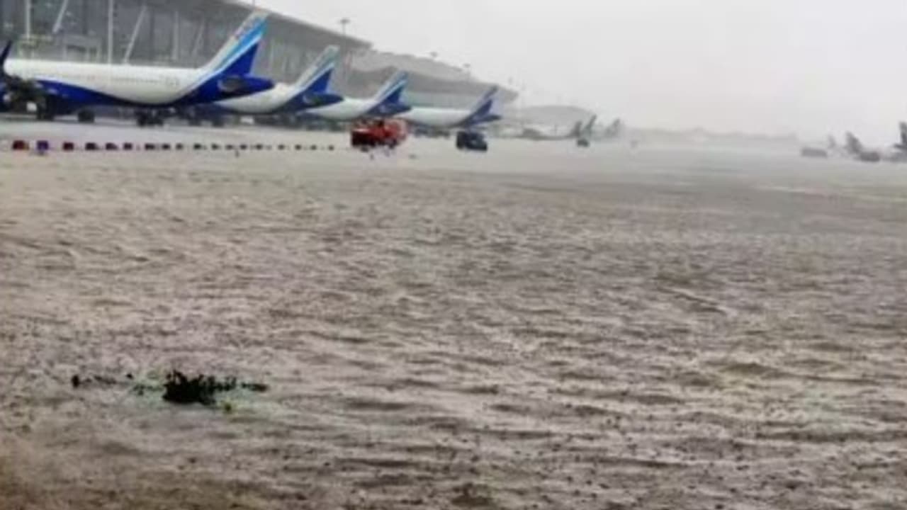 airport rain1.jp airport rain1.jp