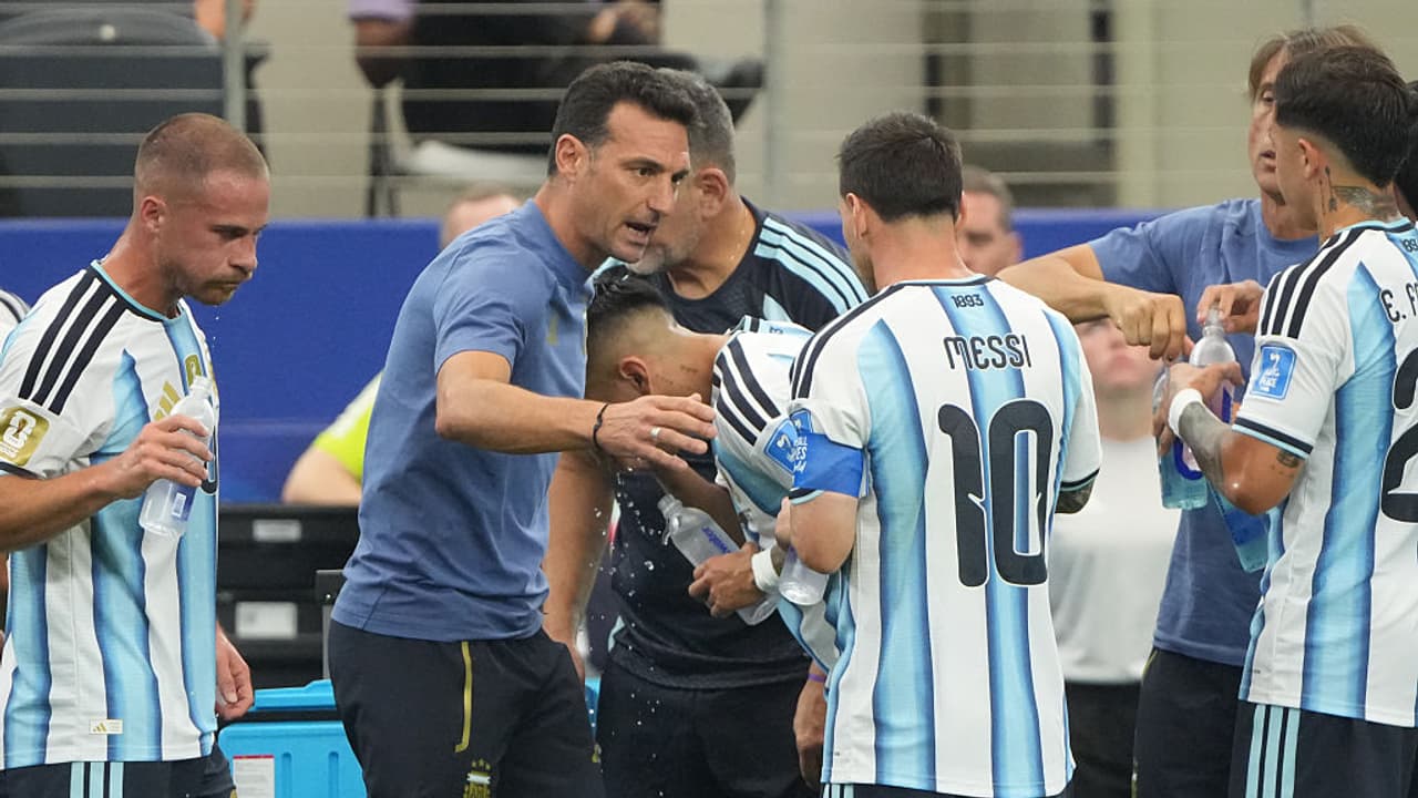 Argentina Coach Lionel Scaloni with Captain Lionel Messi Argentina Coach Lionel Scaloni with Captain Lionel Messi