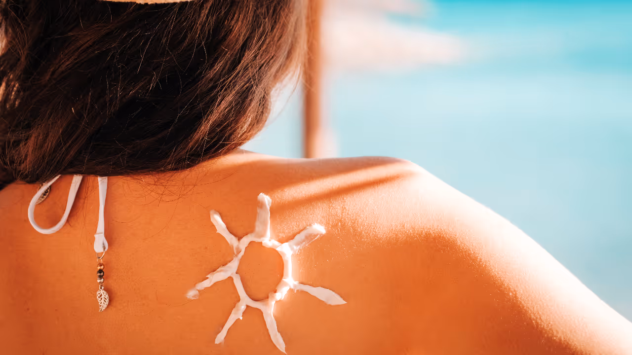 Easy DIY Body Packs to Remove Sun Tan and Restore Your Glow