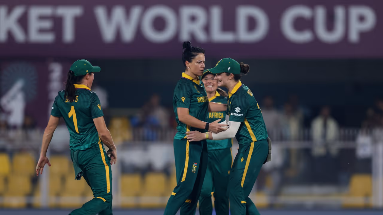 Wolvaardt, Kapp power South Africa to their maiden Women's ODI World Cup final