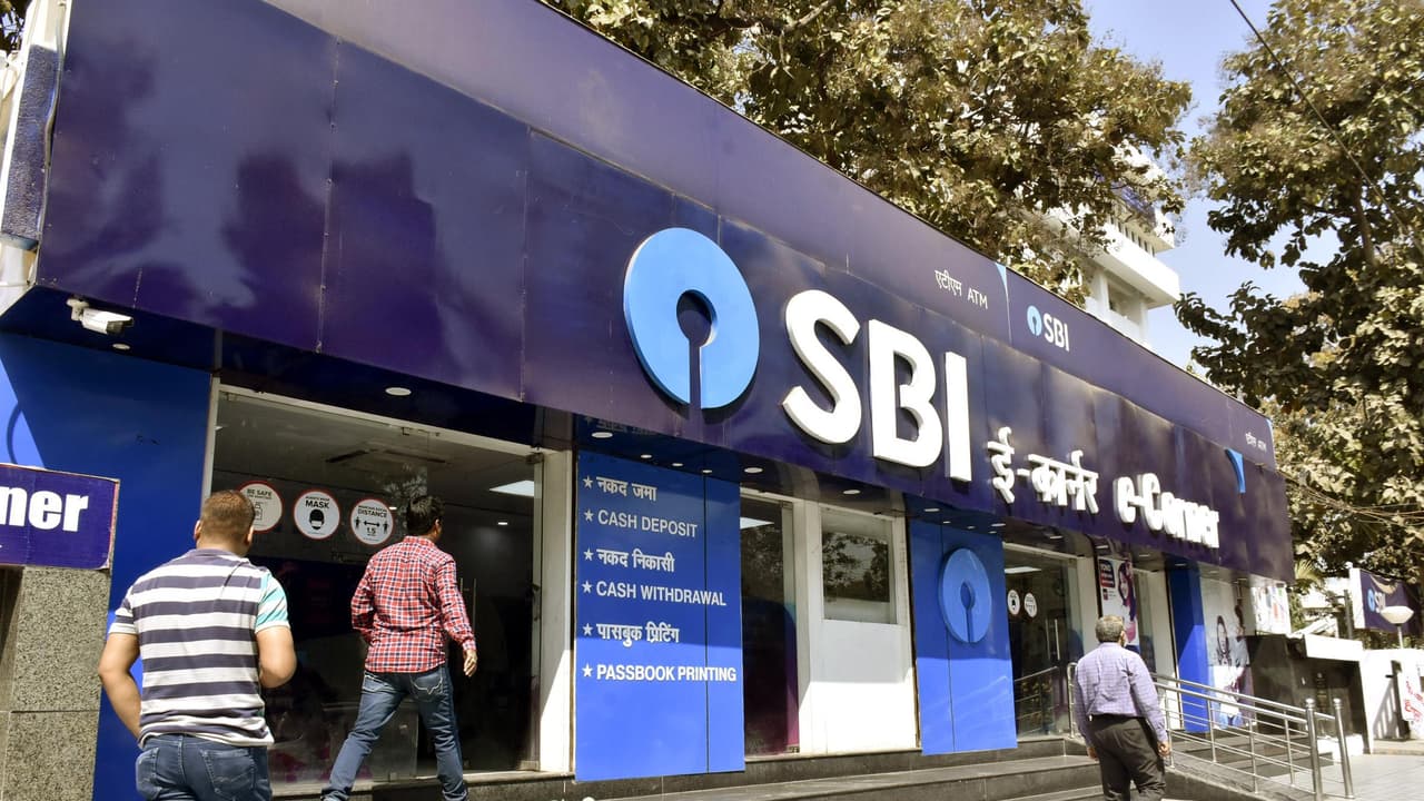 Bank holidays in June 2023