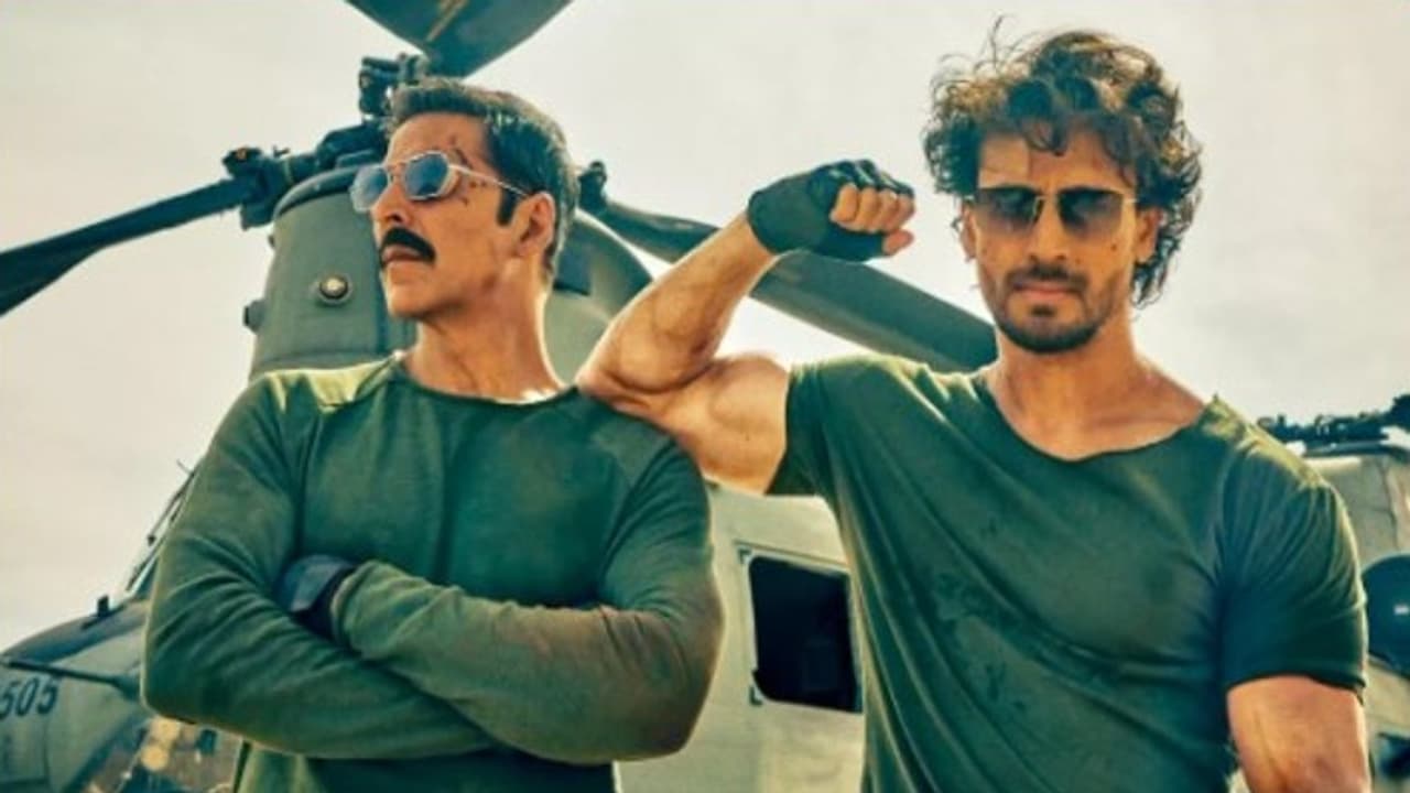 bade miya chote miyan1 bade miya chote miyan1