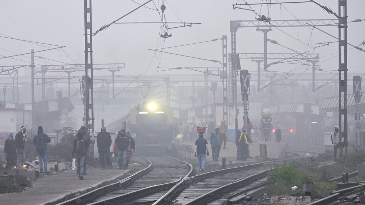 railway line railway line