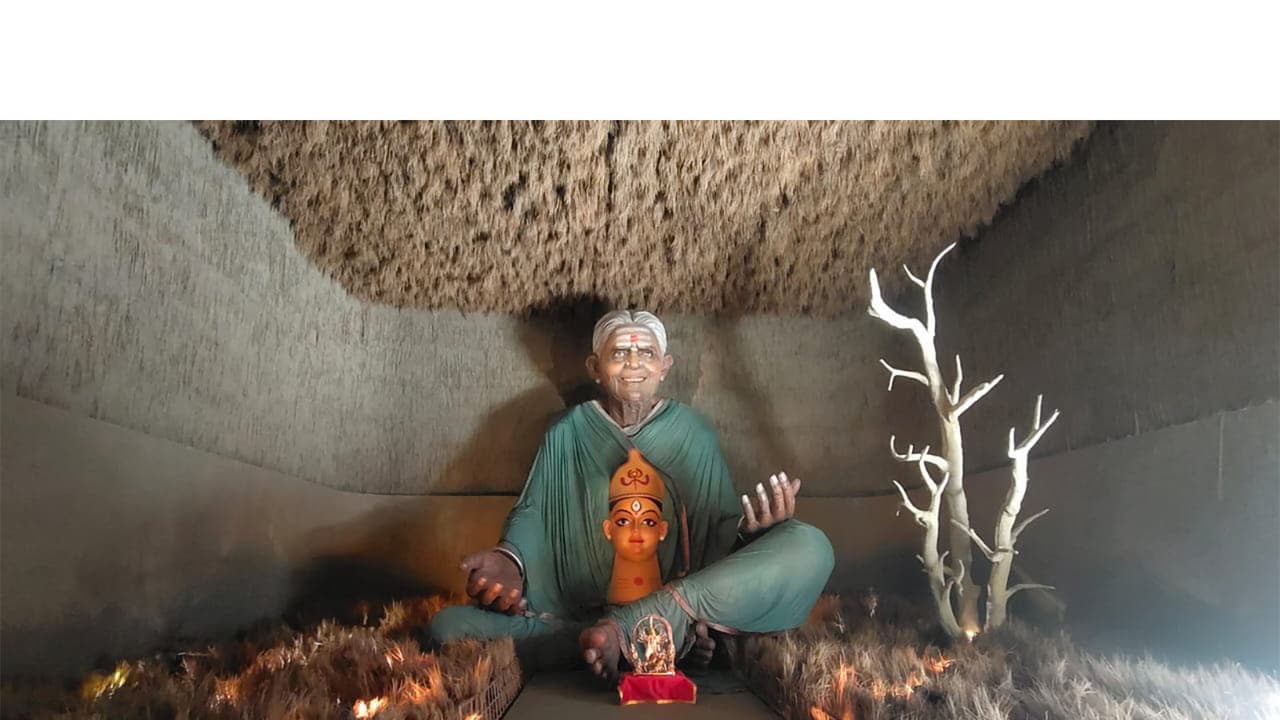 24 Foot Thimmakka Idol