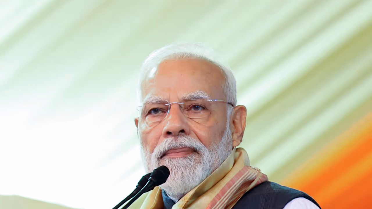 PM Modi Honors Manmohan Singh 93rd Birthday Remembering National Contributions PM Modi Honors Manmohan Singh 93rd Birthday Remembering National Contributions