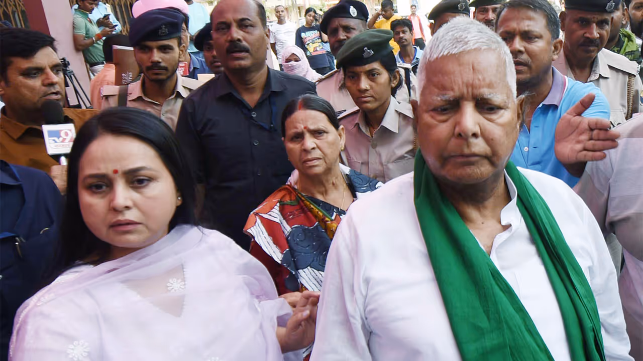 Rohini Acharya Alleges Family Humiliation After Kidney Donation to Lalu Yadav