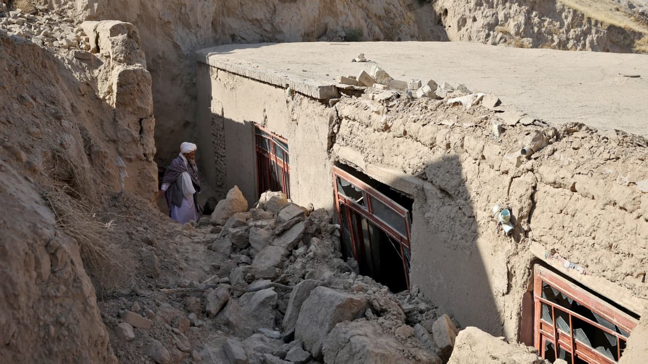 Taliban Summons Pakistani Envoy After Deadly Airstrikes Kill Civilians Taliban Summons Pakistani Envoy After Deadly Airstrikes Kill Civilians