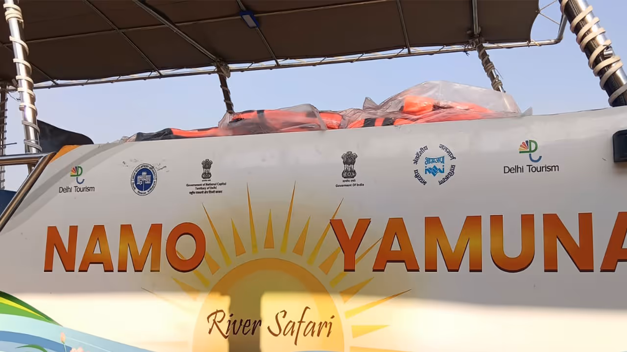 Yamuna River Cruise Yamuna River Cruise