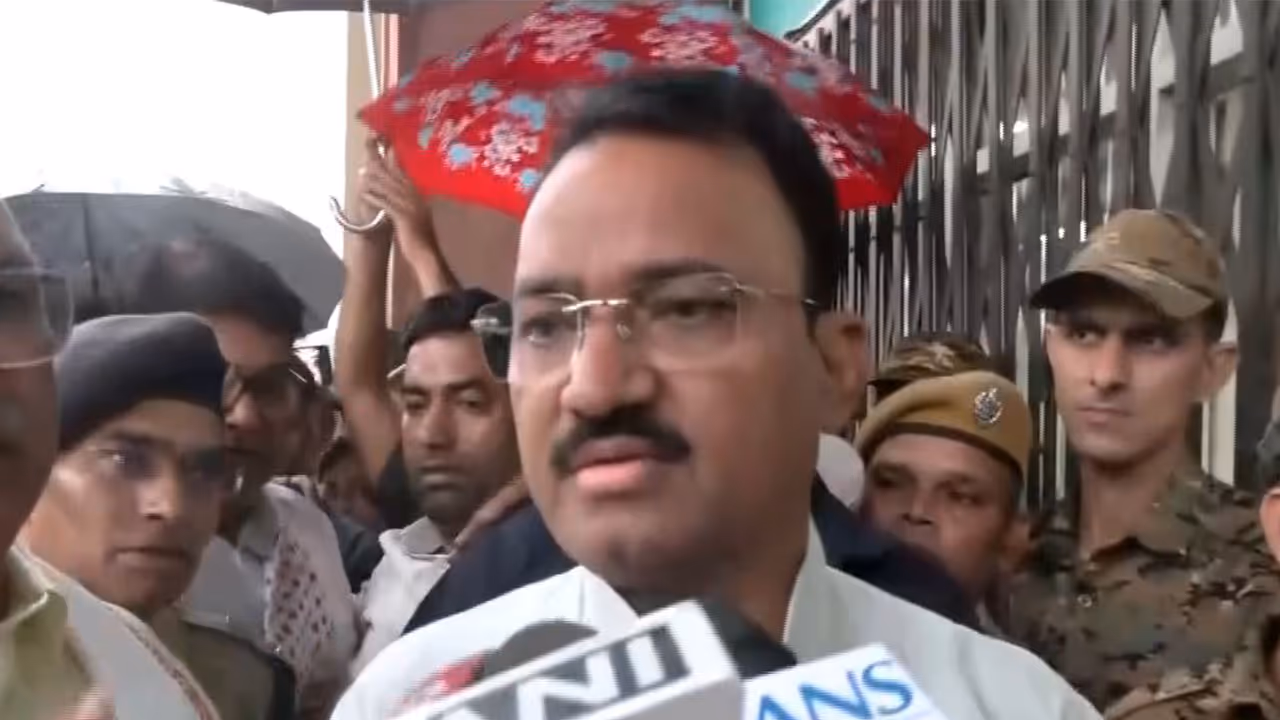 Rajasthan Dy CM Prem Chand Bairwa speaking on Jaipur SMS Hospital ICU fire incident