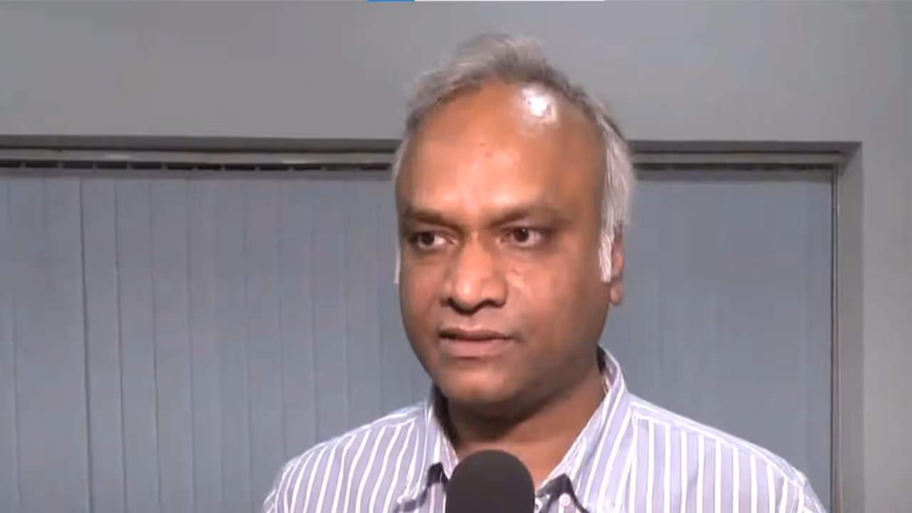 Karnataka Minister Priyank Kharge accuses RSS of looting Kalyana Karnataka Development Board (Photo: ANI)