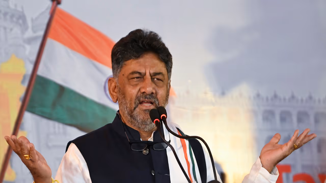 Karnataka Deputy Chief Minister DK Shivakumar appeals to firms to grant paid leave for Bihar voters (File Photo/ANI)