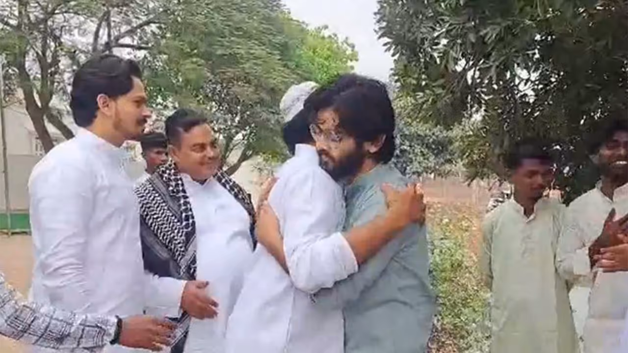 Sharjeel Imam Out on Interim Bail After 6 Years for Brothers Wedding Sharjeel Imam Out on Interim Bail After 6 Years for Brothers Wedding