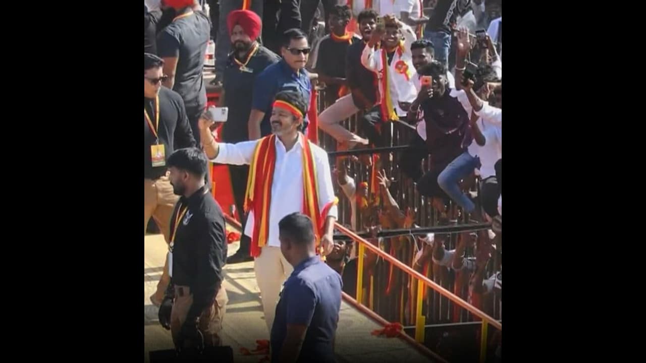 Thalapathy Vijay TVK Madurai Maanadu