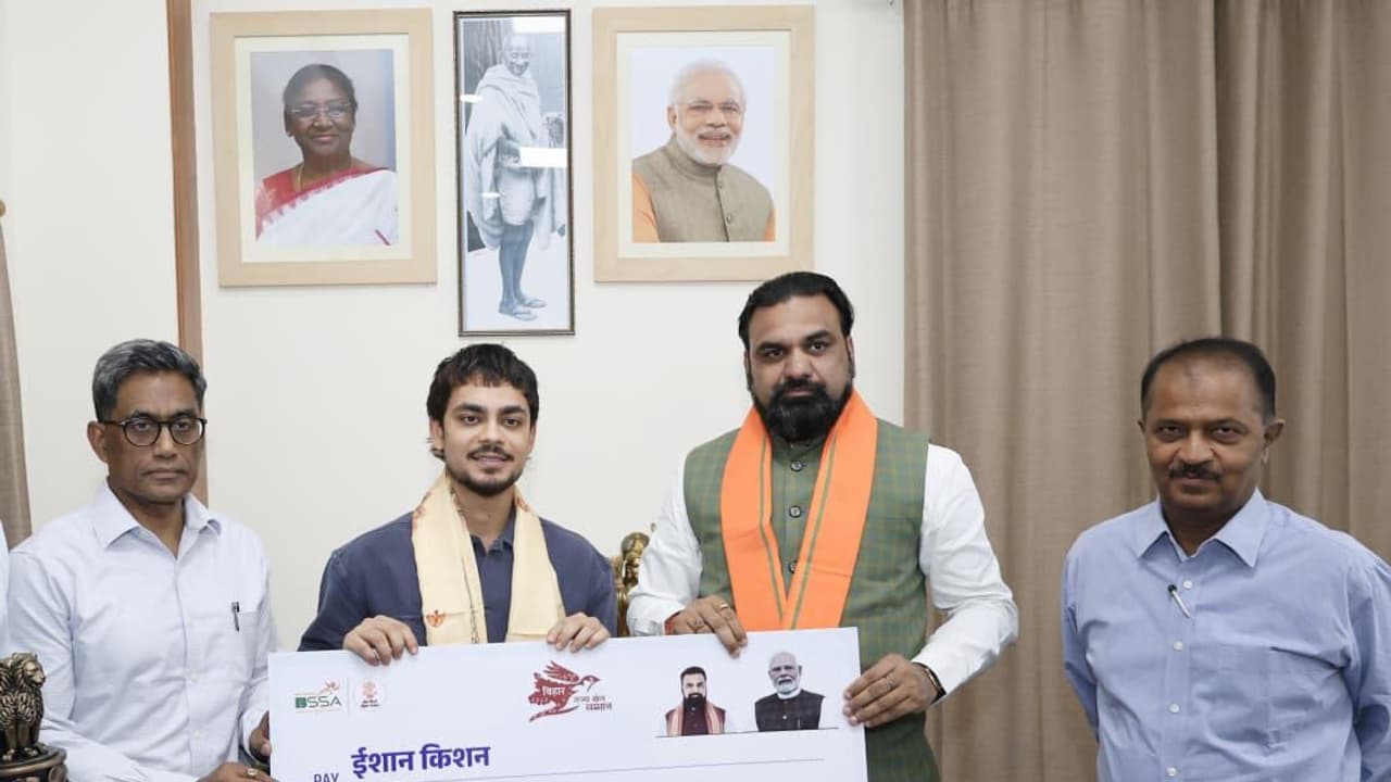 Ishan Kishan with Bihar CM Samrat Choudhary Ishan Kishan with Bihar CM Samrat Choudhary