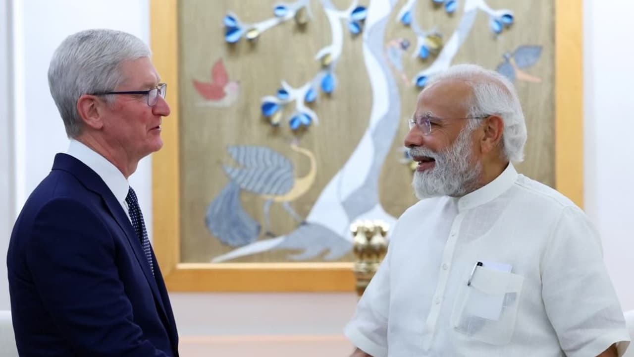 tim cook pm modi tim cook pm modi