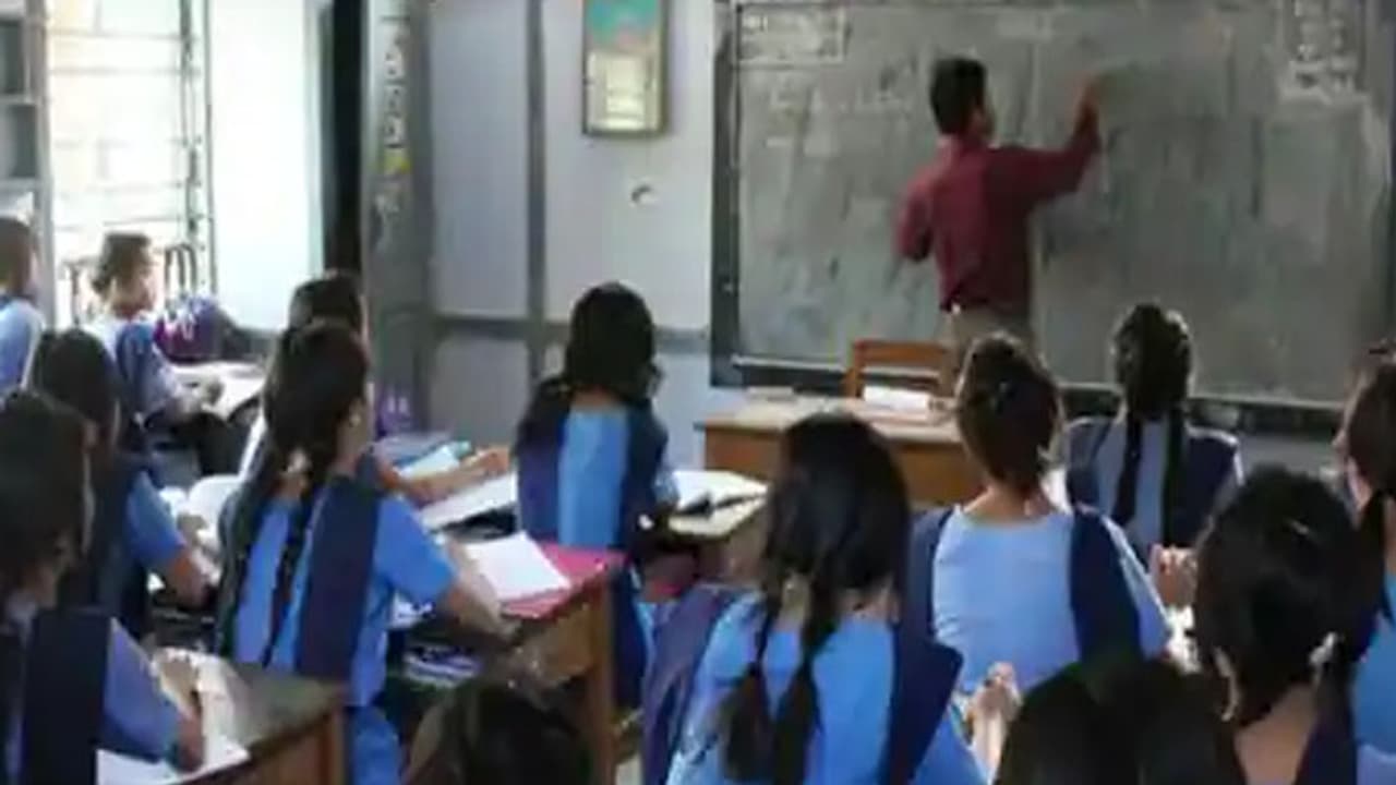 shocking stories in Saran school principal molested