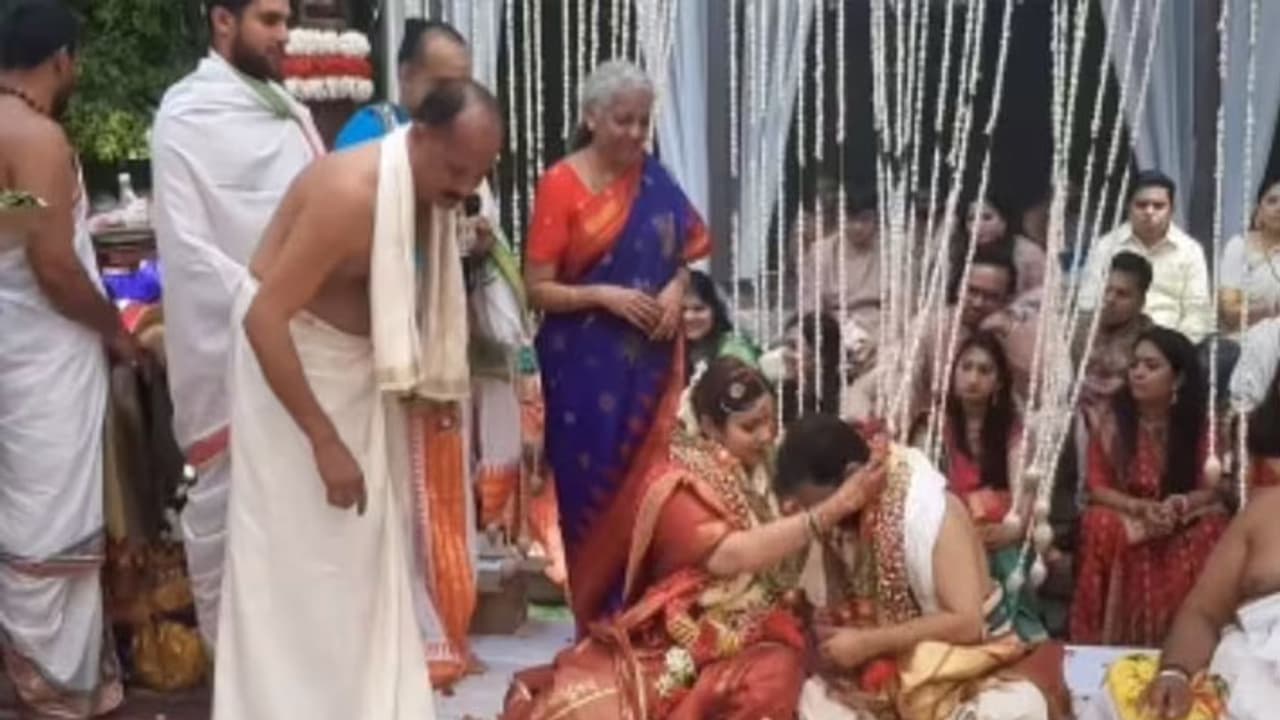 nirmala sitharaman daughter marriage nirmala sitharaman daughter marriage
