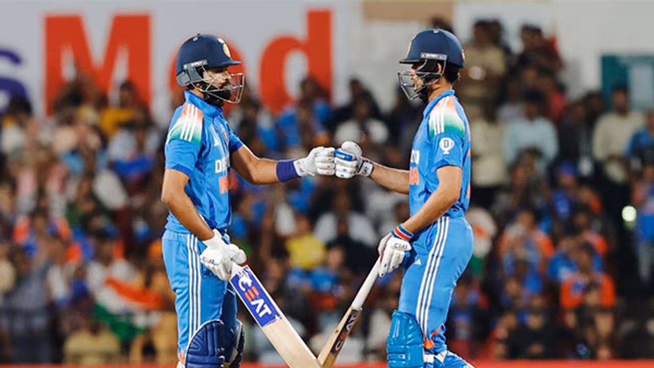 Shreyas Iyer and Shubman Gill (Photo: @BCCI/X) Shreyas Iyer and Shubman Gill (Photo: @BCCI/X)