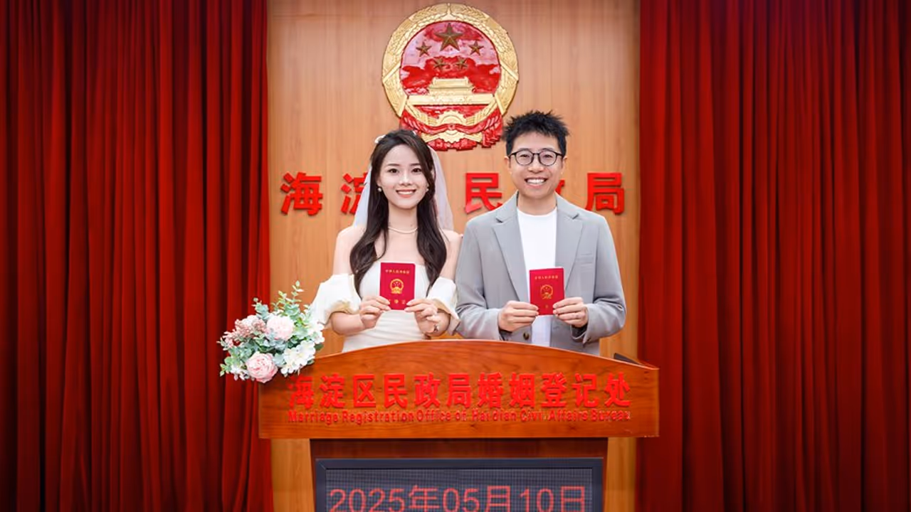 China hospital joins nightclubs in offering marriage services to fight low wedding rates China hospital joins nightclubs in offering marriage services to fight low wedding rates