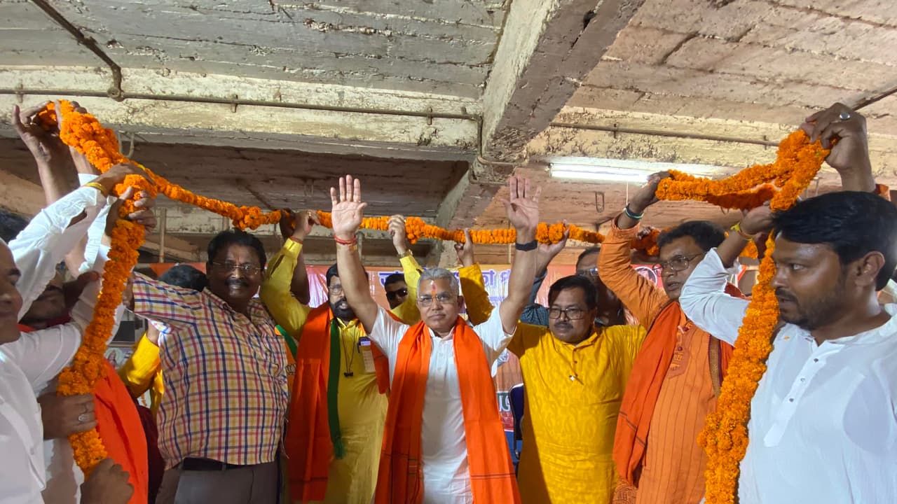 DilIp Ghosh attacks Abhishek and saving Mamata Banerjee TMC goes to commission bsm DilIp Ghosh attacks Abhishek and saving Mamata Banerjee TMC goes to commission bsm