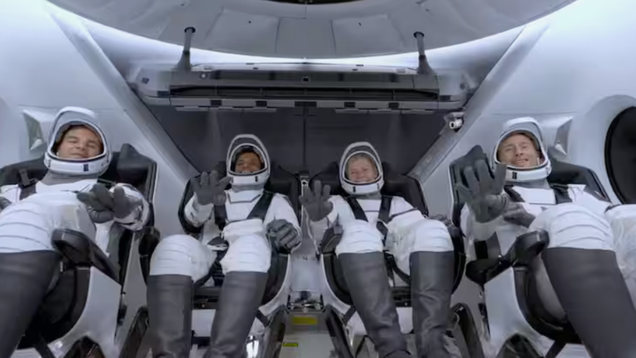 Axiom 4 pilot Axiom 4 pilot