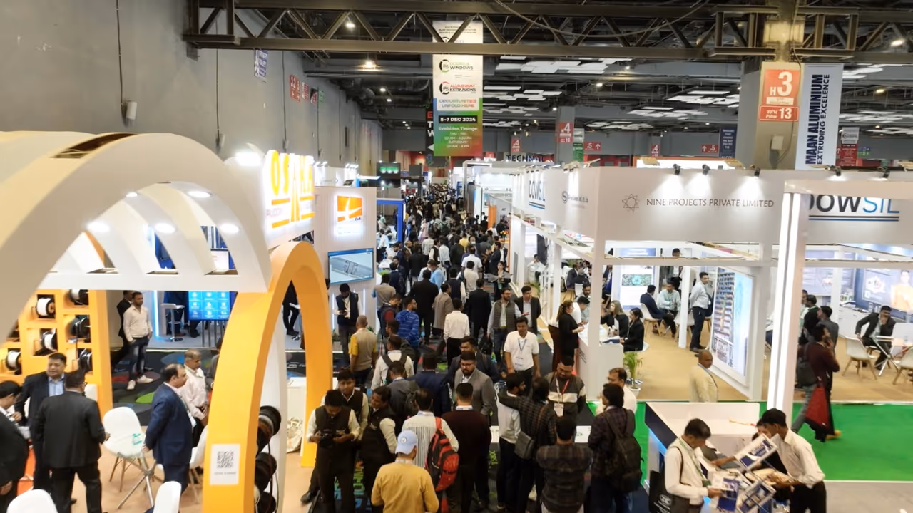 Over 400 Exhibitors and 35,000 Visitors from 20+ Nations will Converge at the Zak Expo on Glass, Doors, Windows, Facades & Aluminium Extrusions in Mumbai this December Over 400 Exhibitors and 35,000 Visitors from 20+ Nations will Converge at the Zak Expo on Glass, Doors, Windows, Facades & Aluminium Extrusions in Mumbai this December