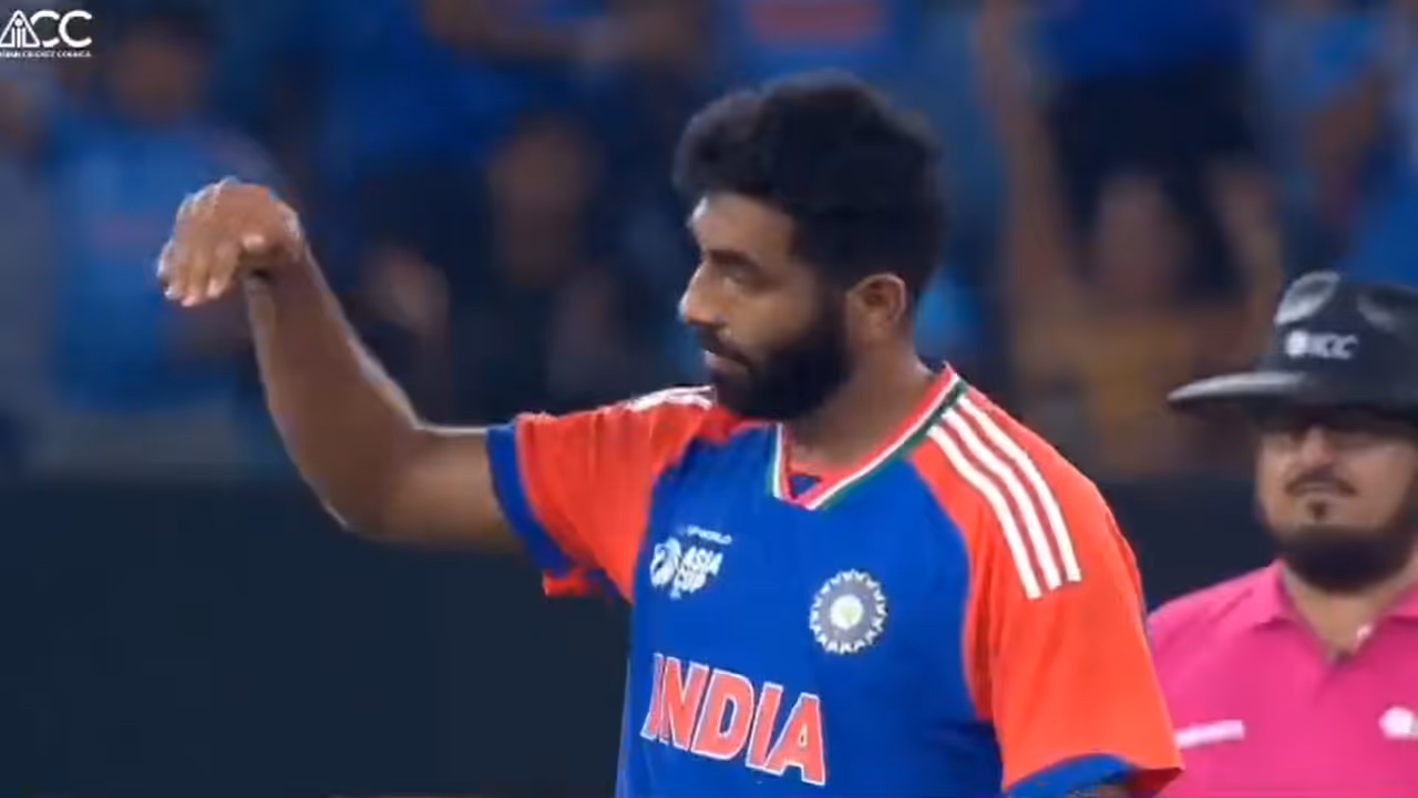 Jasprit Bumrah Flight Send Off