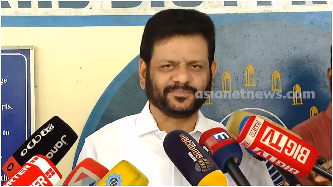 v k sreekandan v k sreekandan