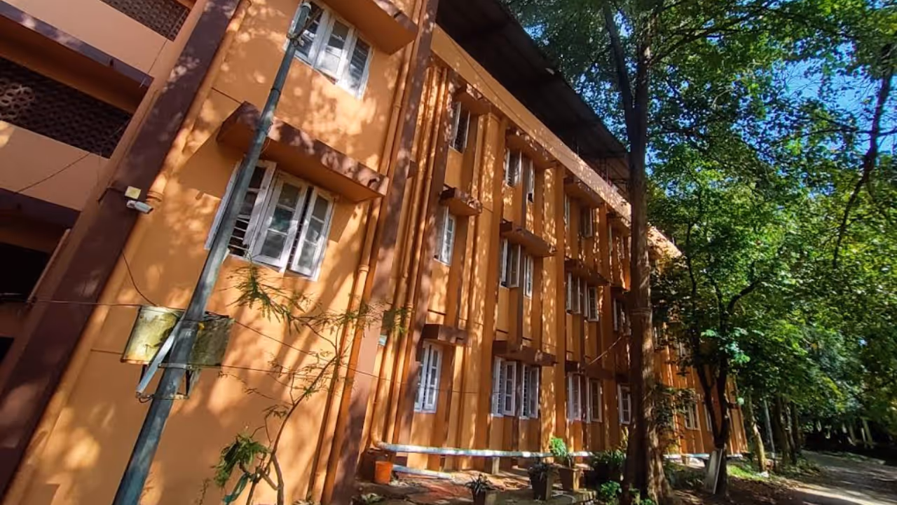 Tripunithura Ayurveda College Closed Tripunithura Ayurveda College Closed
