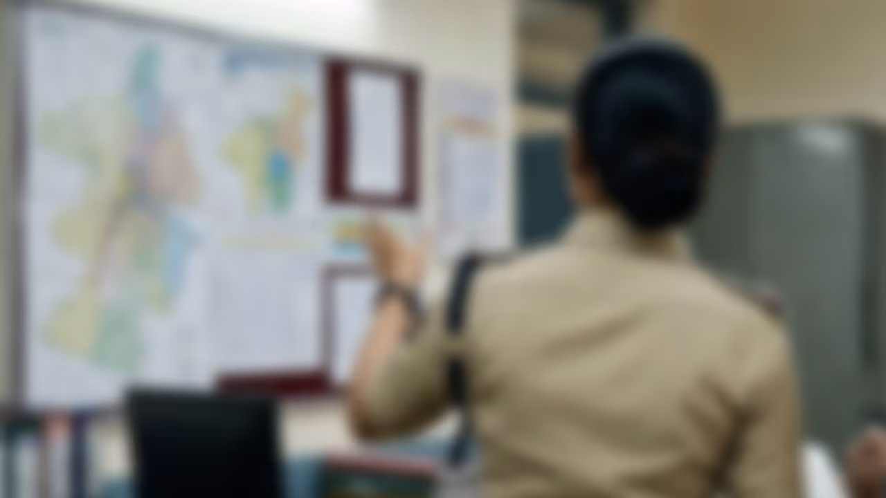 woman ips officer woman ips officer
