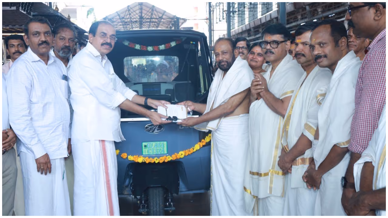 Mahindra Electric Auto For Guruvayur Temple Mahindra Electric Auto For Guruvayur Temple