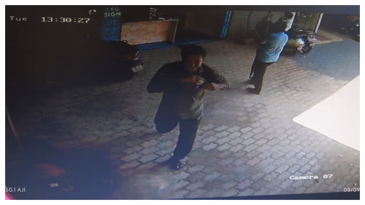 Fraudster Uses Fake Phone Call Scam to Steal Cash from Payyanur Shop Fraudster Uses Fake Phone Call Scam to Steal Cash from Payyanur Shop