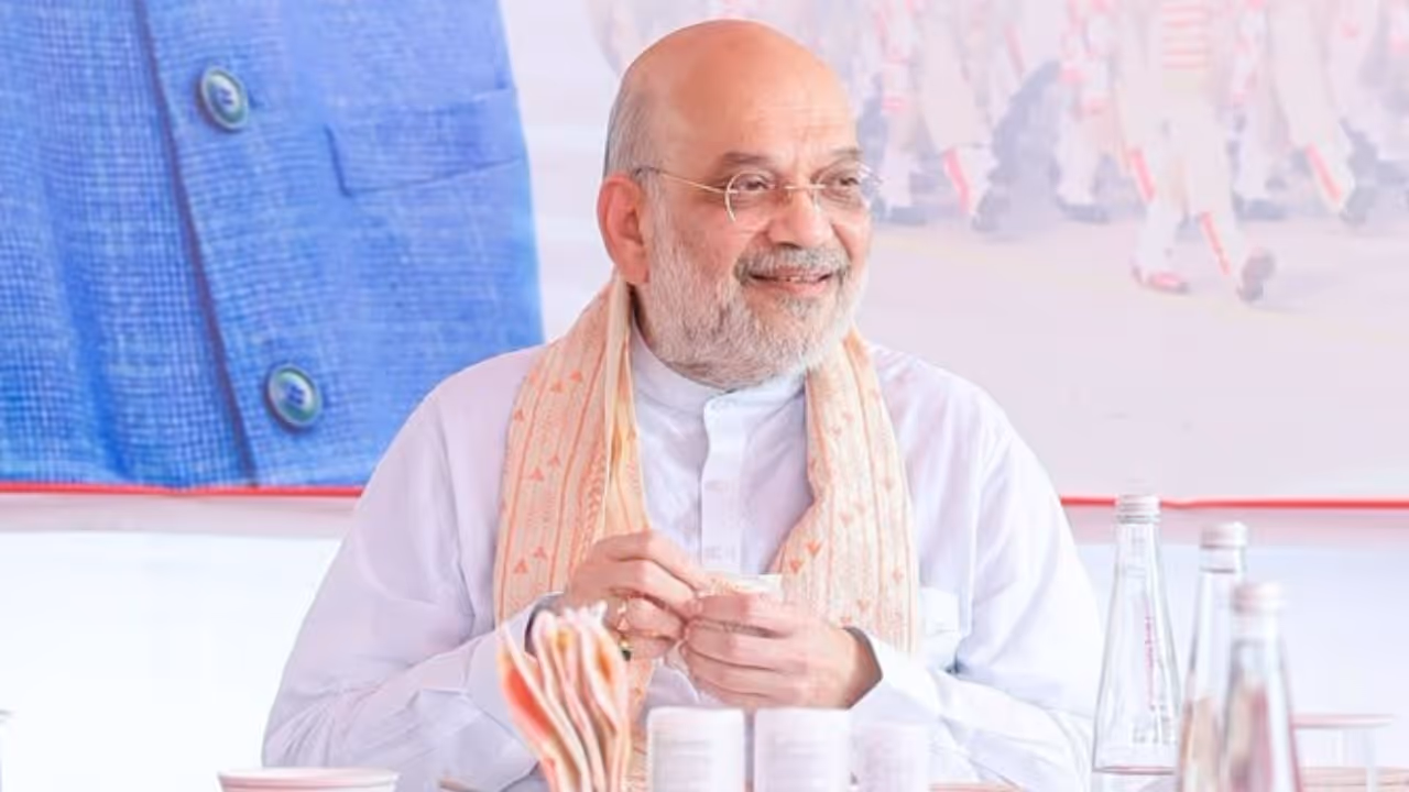 amit shah food poisoning amit shah food poisoning