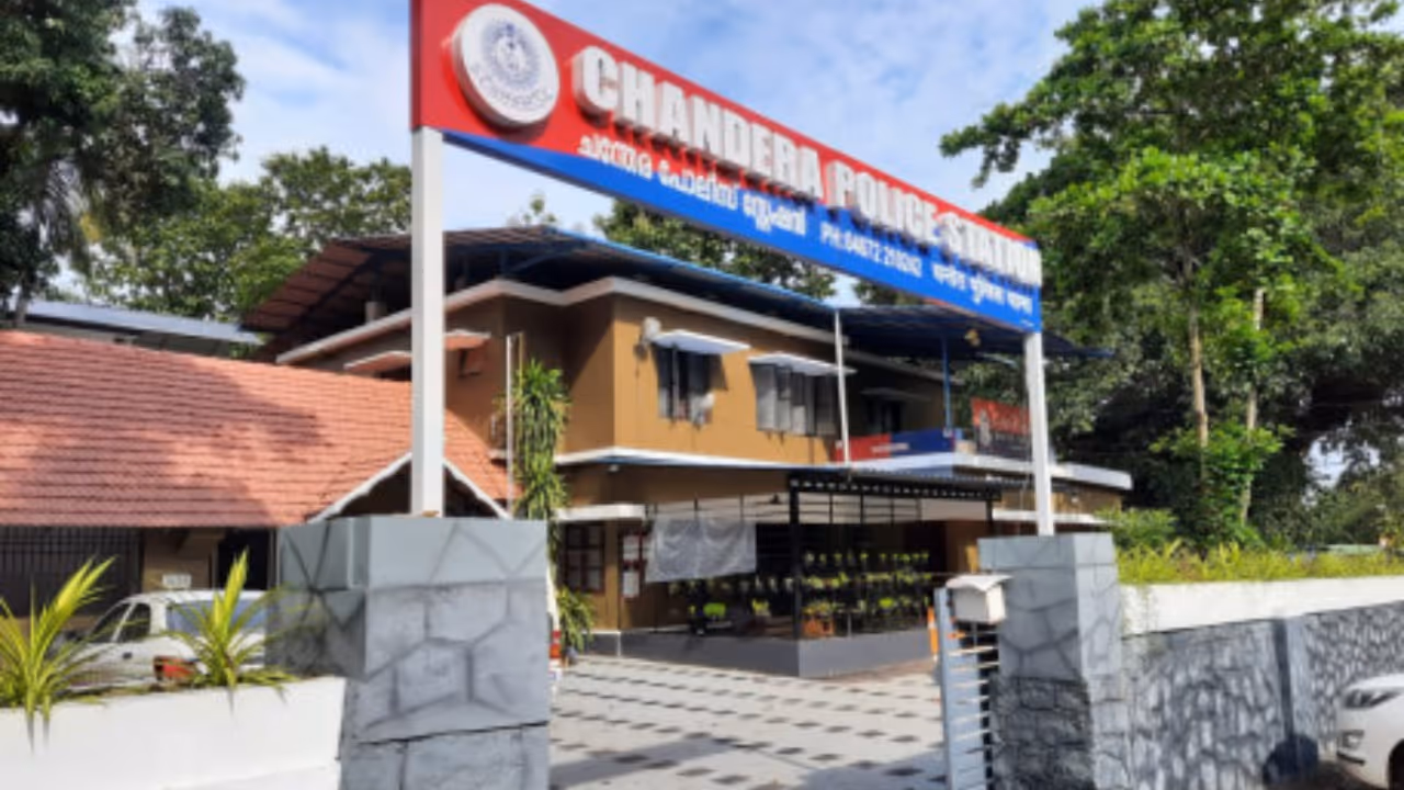 chandera police mobile phone theft chandera police mobile phone theft