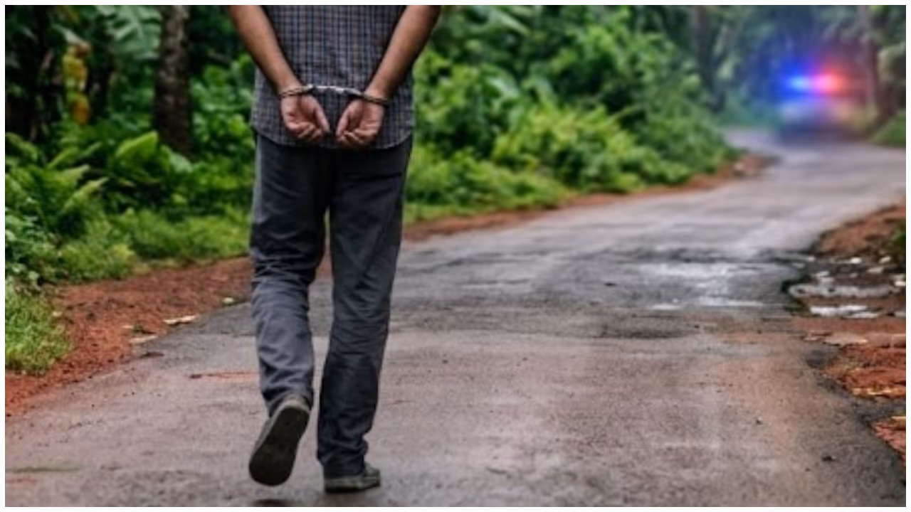 Kozhikode Ganja Accused Escape Kozhikode Ganja Accused Escape
