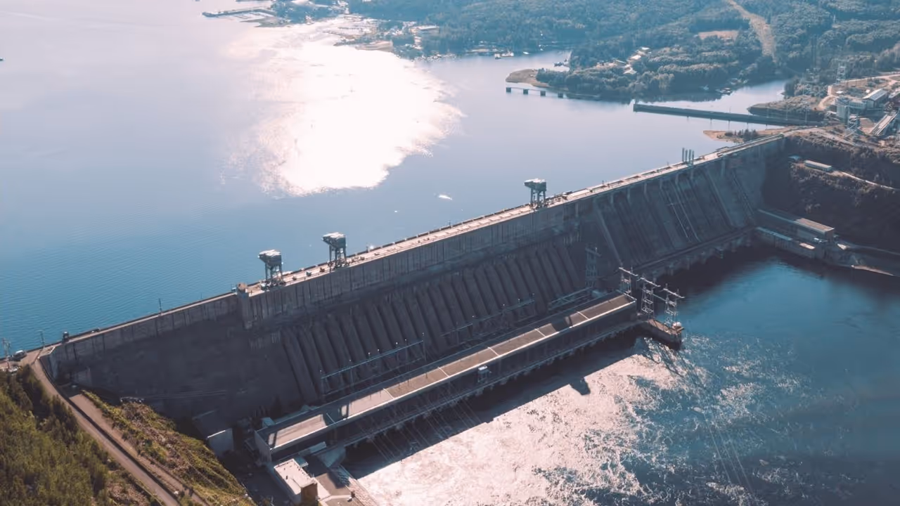 China is building the world largest hydroelectric dam in the lower parts of Brahmaputra China is building the world largest hydroelectric dam in the lower parts of Brahmaputra