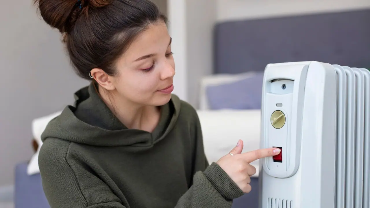 Humidity and Condensation in Coolers Humidity and Condensation in Coolers